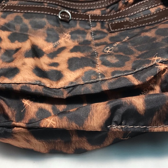 B. Makowsky Chocolate Brown Pebbled Leather Front Buckle Crossbody Saddle Purse - Picture 13 of 15